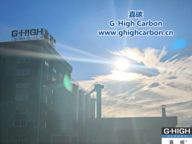 下班時(shí)分，天空上演白云盛宴，員工紛紛記錄美好時(shí)刻。